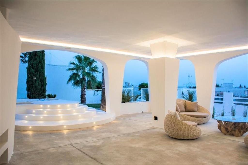 B&B Valentino Luxury Rooms By Salentolimit Porto Cesareo Exterior foto