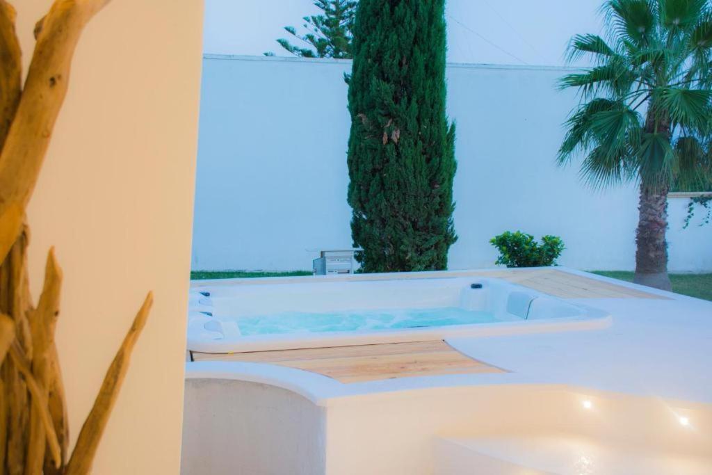B&B Valentino Luxury Rooms By Salentolimit Porto Cesareo Exterior foto